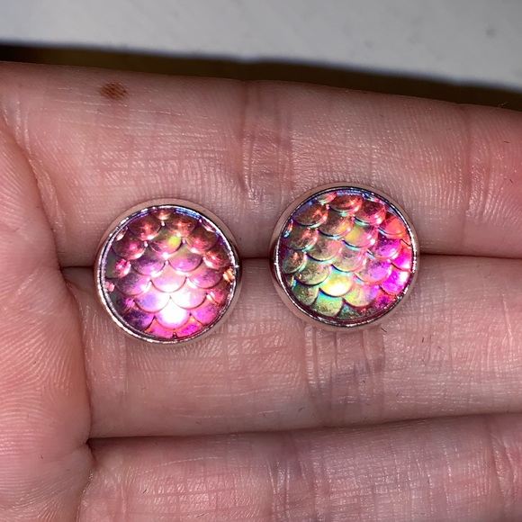 Iridescent Mermaid Stud Earrings - Picture 3 of 6